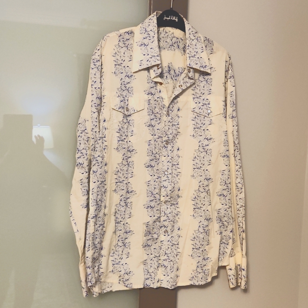 C'est Moi men's size XL floral dress shirt